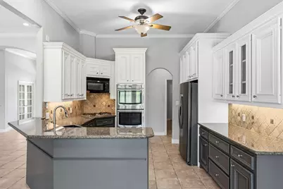 167 April Waters Drive W, Conroe, TX 77356 - Photo 16