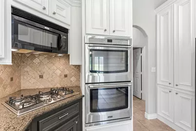 167 April Waters Drive W, Conroe, TX 77356 - Photo 18