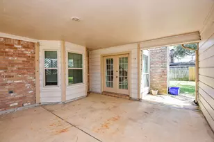 12427 Normont Dr, Houston, TX 77070 - Photo 4