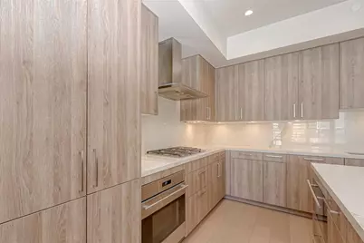 2047 Westcreek Lane #801, Houston, TX 77027 - Photo 4