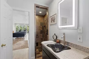 113 Sage Rd, Houston, TX 77056 - Photo 18