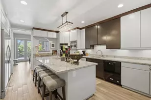 113 Sage Rd, Houston, TX 77056 - Photo 12