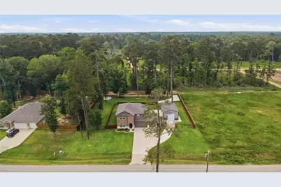 3007 Roman Forest Boulevard, New Caney, TX 77357 - Photo 2