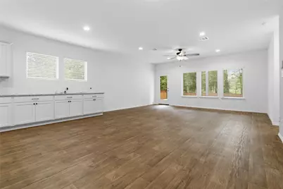 3007 Roman Forest Boulevard, New Caney, TX 77357 - Photo 10