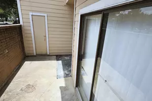 7900 Bissonnet St, Houston, TX 77074 - Photo 2