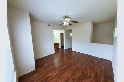 7900 Bissonnet Street #D1, Houston, TX 77074 - Photo 12