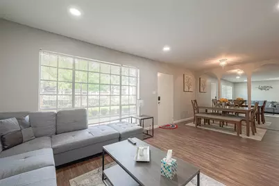 2121 Fountain View Drive #15, Houston, TX 77057 - Photo 8