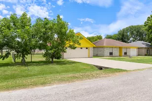 314 Rorem Ave, Palacios, TX 77465 - Photo 34