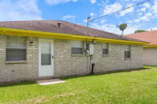 314 Rorem Ave, Palacios, TX 77465 - Photo 28