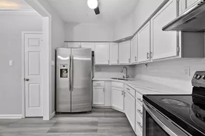 9803 Club Creek Drive #169, Houston, TX 77036 - Photo 10