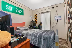 18093 Pickering Rd, Conroe, TX 77302 - Photo 22