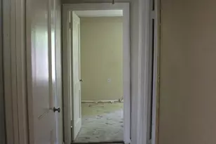 4813 Angleton St, Houston, TX 77033 - Photo 10