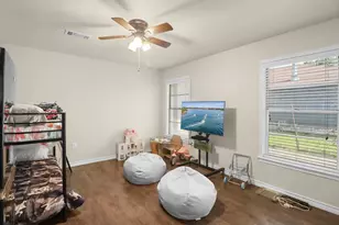 9926 Ocean Dr, Beach City, TX 77523 - Photo 20