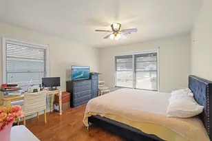 9926 Ocean Dr, Beach City, TX 77523 - Photo 18