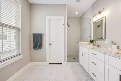 603 Link Road #F, Houston, TX 77009 - Photo 8
