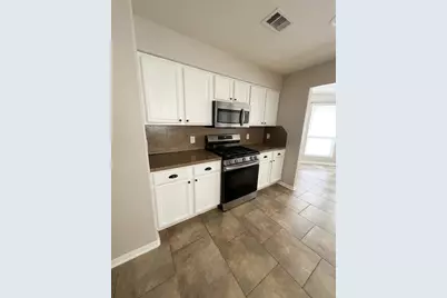 8018 Sesame Street, Baytown, TX 77521 - Photo 4
