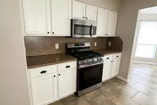 8018 Sesame St, Baytown, TX 77521 - Photo 4