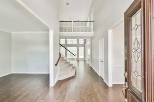 18802 Half Volley Cir, Humble, TX 77346 - Photo 4