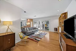 5726 Stillbrooke Dr, Houston, TX 77096 - Photo 2