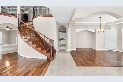 1905 Woodglen Court, Pearland, TX 77581 - Photo 2