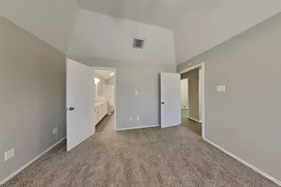 2007 Barronett Bend, Sugar Land, TX 77478 - Photo 8