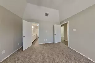 2007 Barronett Bend, Sugar Land, TX 77478 - Photo 8