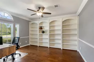 514 Carriage View Ln, Houston, TX 77336 - Photo 16