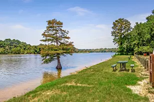 514 Carriage View Ln, Houston, TX 77336 - Photo 48