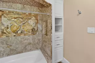 2318 Bellefontaine St, Houston, TX 77030 - Photo 26