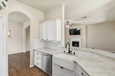 1232 Pisana, League City, TX 77573 - Photo 14