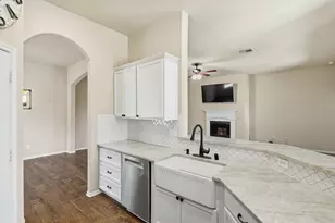 1232 Pisana, League City, TX 77573 - Photo 14