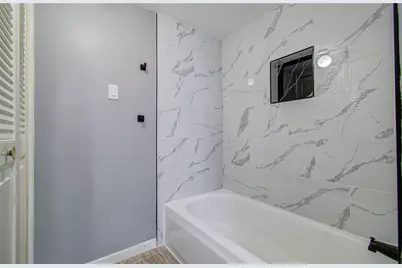8421 Hearth Drive #31, Houston, TX 77054 - Photo 16