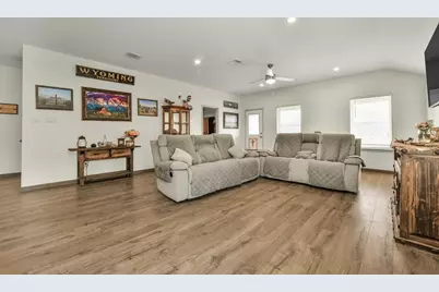 9621 Wall Street, Texas City, TX 77591 - Photo 6