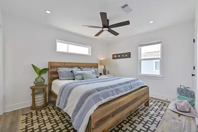 16716 Tahiti Way, Jamaica Beach, TX 77554 - Photo 32