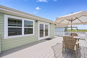 16716 Tahiti Way, Jamaica Beach, TX 77554 - Photo 18