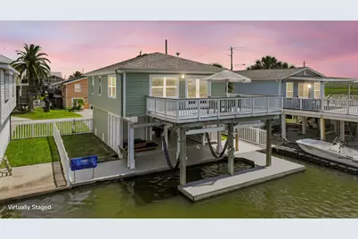 16716 Tahiti Way, Jamaica Beach, TX 77554 - Photo 1