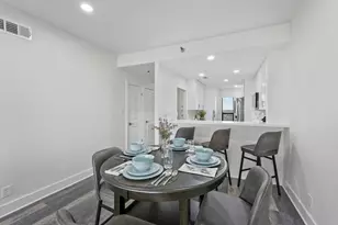7700 Seawall Blvd, Galveston, TX 77551 - Photo 10
