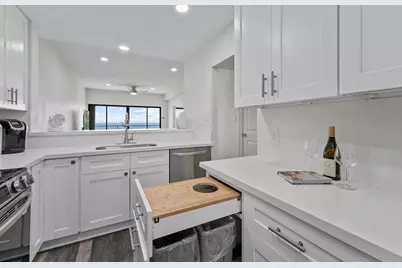 7700 Seawall Boulevard #510, Galveston, TX 77551 - Photo 8