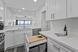 7700 Seawall Blvd, Galveston, TX 77551 - Photo 8