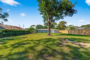 1925 Palm St, La Marque, TX 77568 - Photo 46