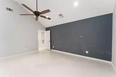 1926 Mosa Creek Court, Houston, TX 77017 - Photo 14
