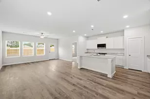 10607 Crockett Meadows Blvd, Conroe, TX 77306 - Photo 14