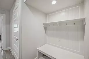 3904 Centre Plains Way, Houston, TX 77043 - Photo 4