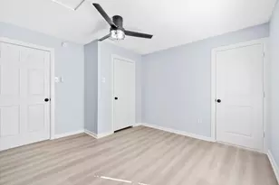 8413 Safeguard St, Houston, TX 77051 - Photo 14