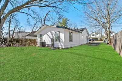 8413 Safeguard Street, Houston, TX 77051 - Photo 20