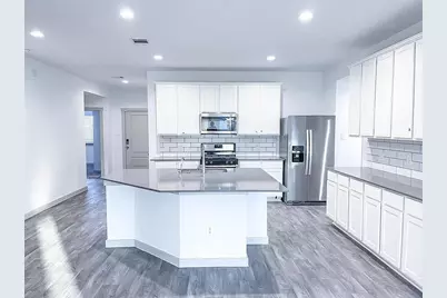 7822 Golden Rubia, Rosharon, TX 77583 - Photo 2