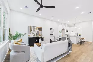 5028 Creekmont Dr, Houston, TX 77091 - Photo 18