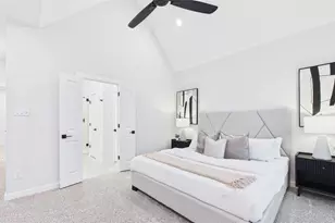 5028 Creekmont Dr, Houston, TX 77091 - Photo 28