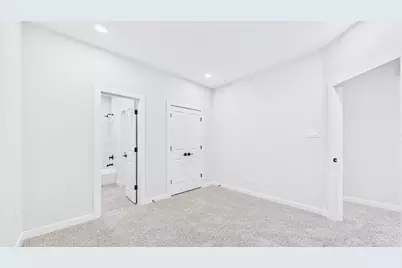 5028 Creekmont Drive, Houston, TX 77091 - Photo 38