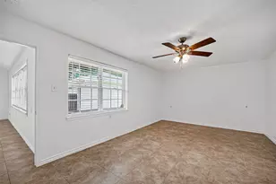 10715 Sagewind Dr, Houston, TX 77089 - Photo 36